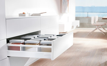 Blum-Tandembox-antaro-tip-on-Blumotion